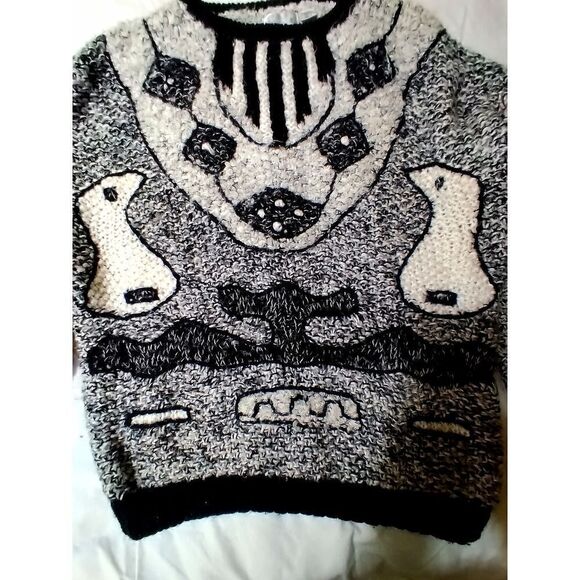 BEAUTIFUL HANDMADE SWEATER VINTAGE MADE IN KOREA BLACK AND WHITE FREE SIZE - Picture 4 of 6